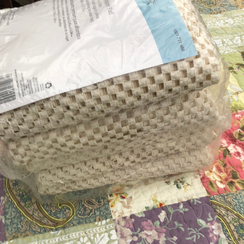 New Rug Gripper Pad - Picture 2 of 3